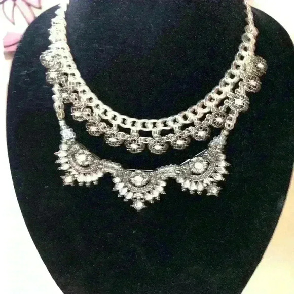 Vintage aged silver tone necklace - Picture 3 of 3